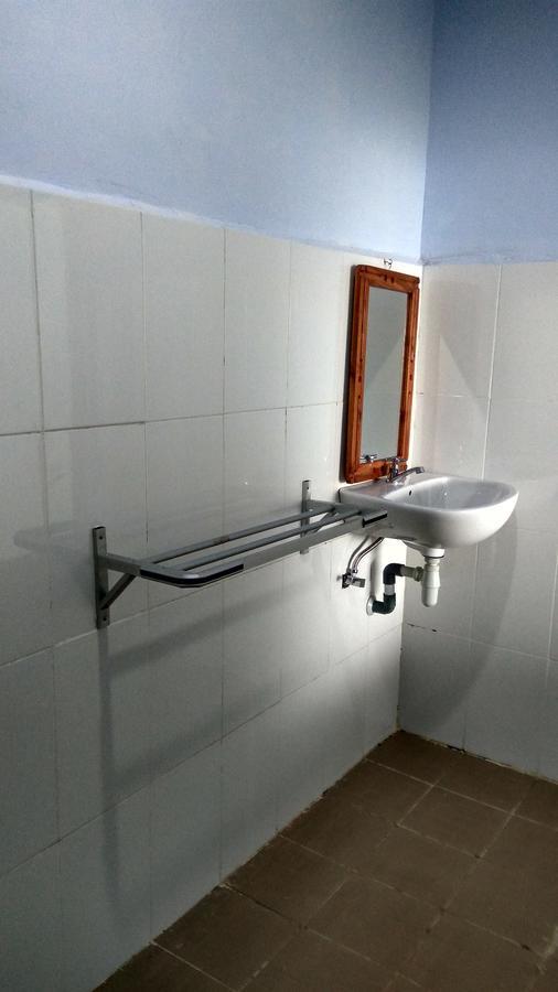Mawar Hotel لابوان باجو المظهر الخارجي الصورة