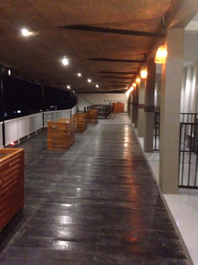Mawar Hotel لابوان باجو المظهر الخارجي الصورة